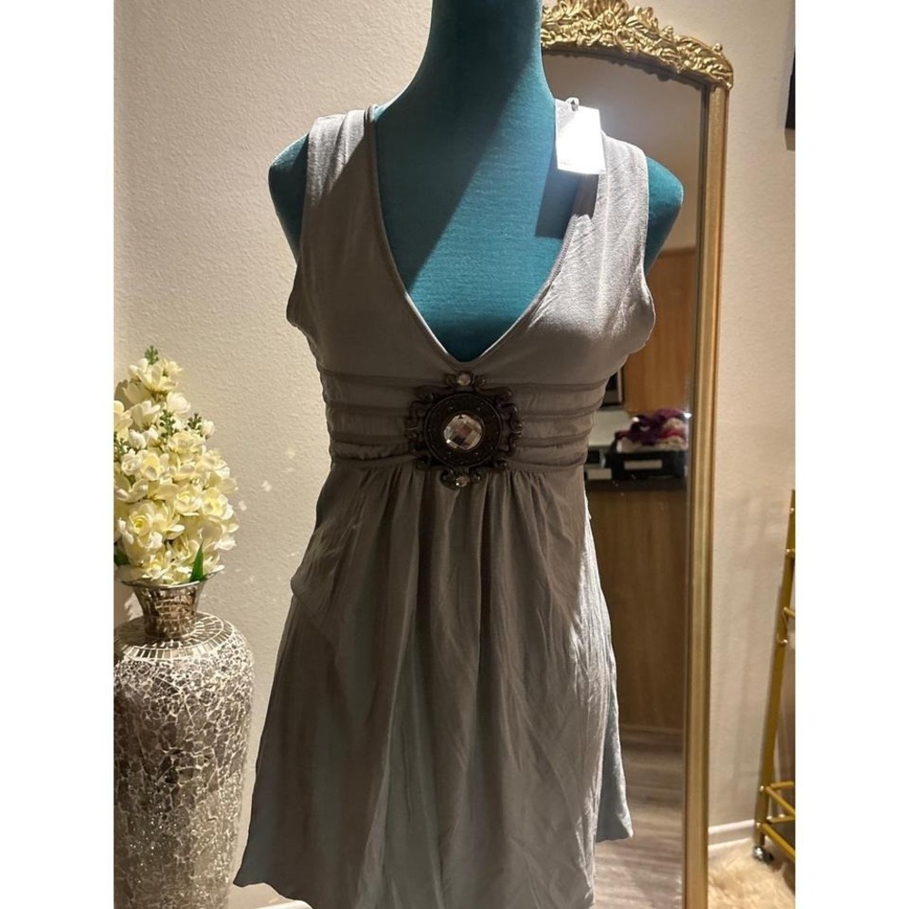 NWT Cloud Gray‎ Sleeveless V-Neck Medallion Empire Waist Tunic Top Dress VT13161